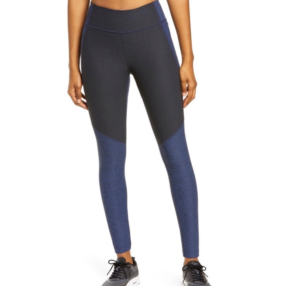 Outdoor voices leggings